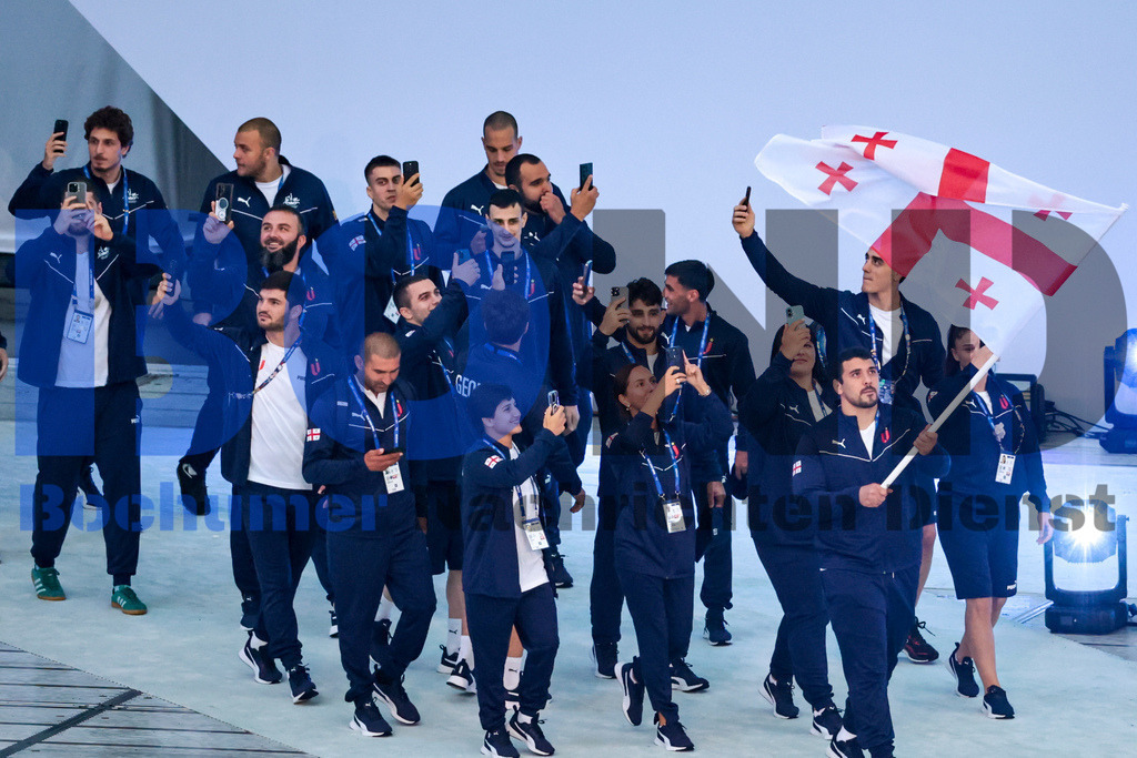 SES_TTGOPC20250716-65 | bond - Realisiert mit Pictrs.com