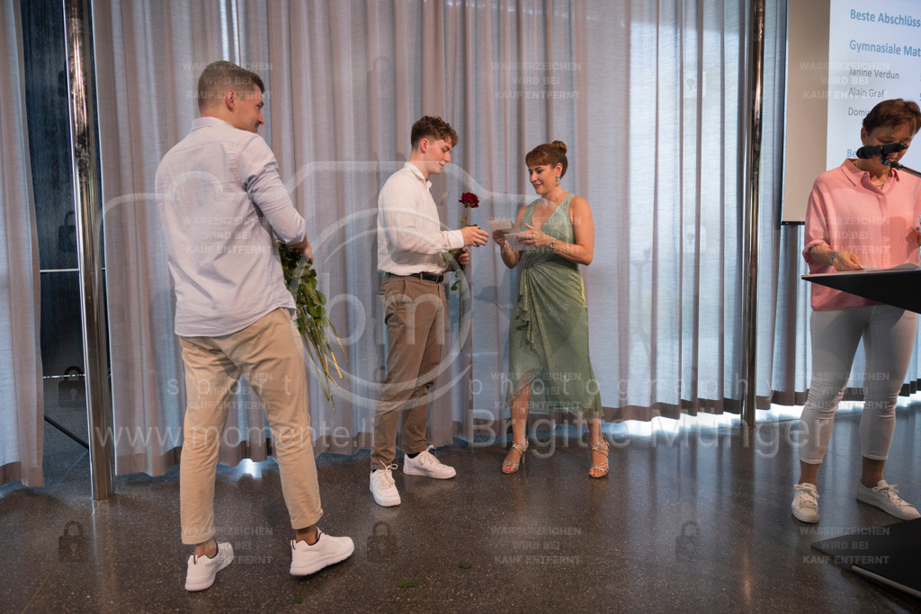 FeusiDiplomfeier_R6OO3185 | Brigitte Münger / bmsportphotography - Realisiert mit Pictrs.com