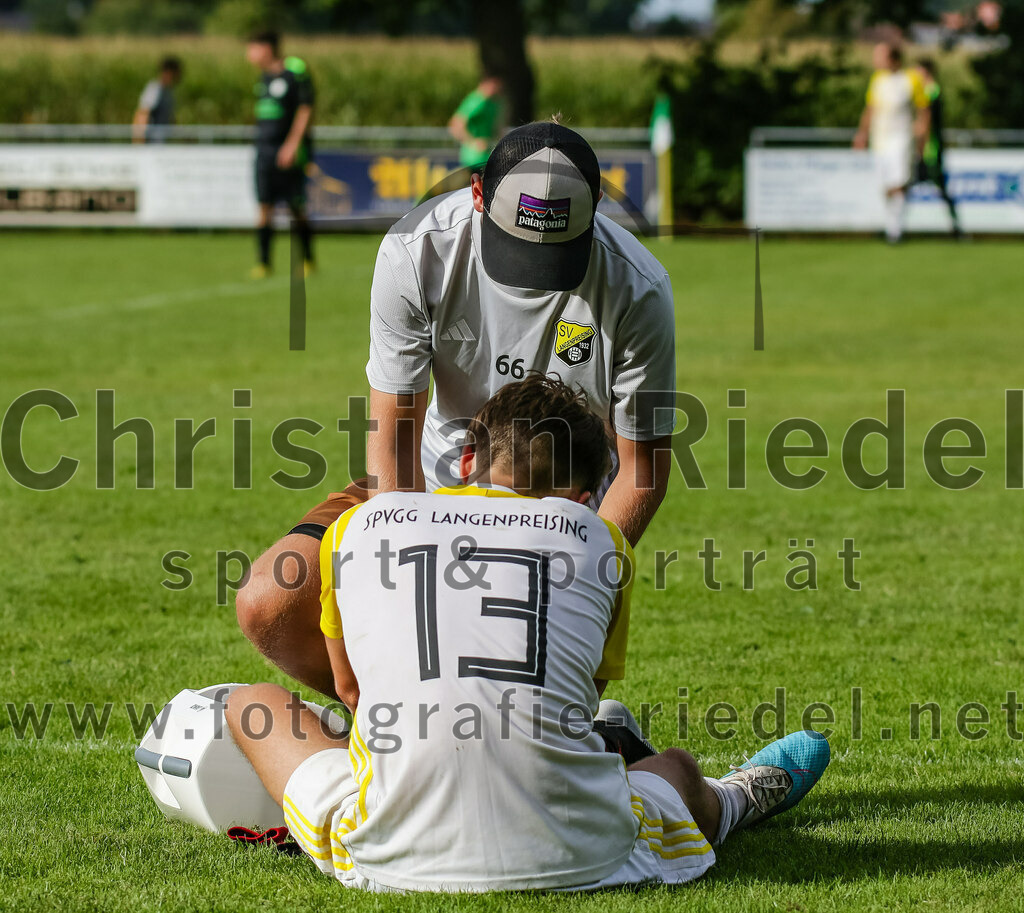2023-09-17_069_SpVgg_Neuching_gegen_FC_Langenpreising | Neuching, Deutschland, 17.09.2023:
Fußball, A-Klasse 2023 / 2024, 7. Spieltag, SpVgg Neuching gegen SpVgg Langenpreising, Endergebnis: 5:1

Christoph Niedermüller (SpVgg Langenpreising, #13)

Foto: Christian Riedel / fotografie-riedel.net
