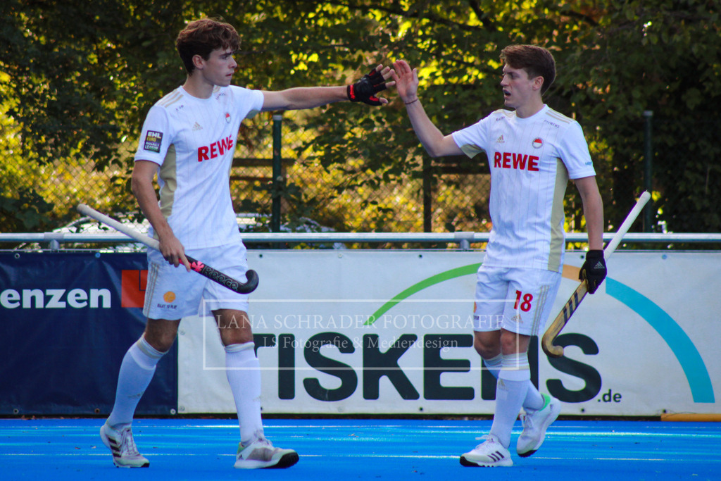 Rot - Weiß Köln - Crefelder HTC 08.10.22-51 | lanaschraderfotografie - Realisiert mit Pictrs.com