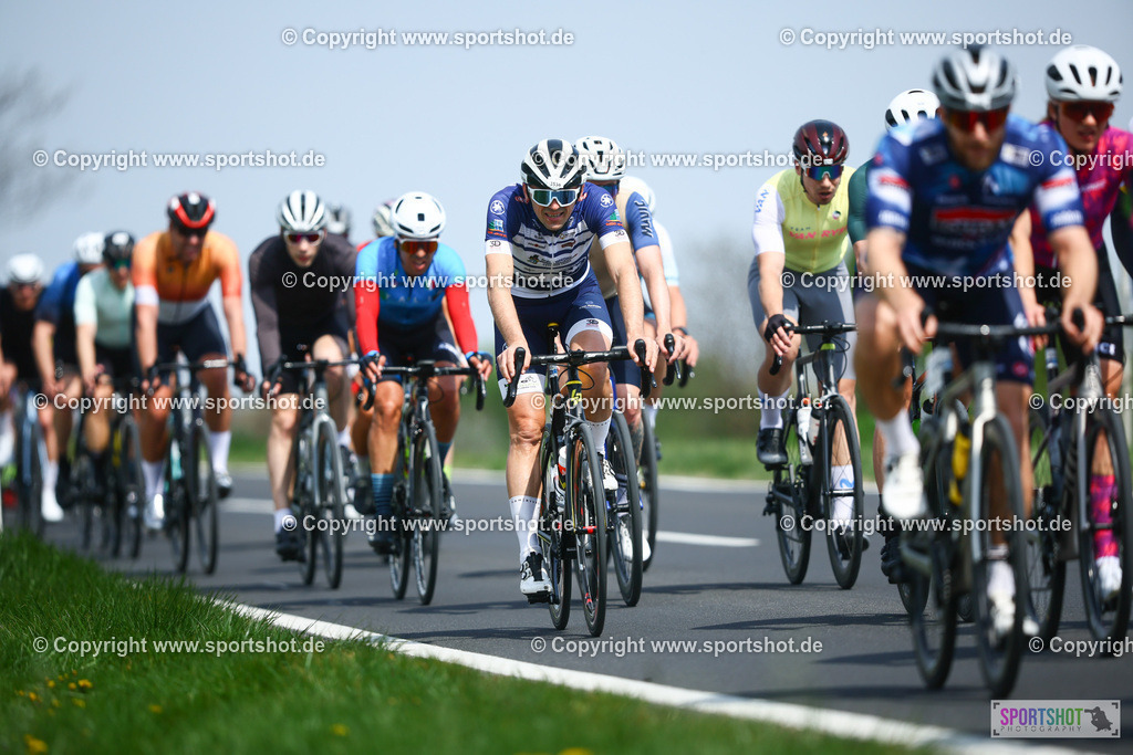506_TRA55732 | Neusiedlersee Radmarathon 2026@sportshot_your_pictrs #yourpictures#roadtowm2029 #nrm #neusiedlerseeradmarathon #neusiedlersee #neusiedlerseetourismus #burgenland #mörbisch #nrm26 #burgenlandtourismus #voglundco #poweredbyburgenlandtourismus #radsport #rad #marathon #ucigranfondo #visitburgenland #ucigranfondoworldseries