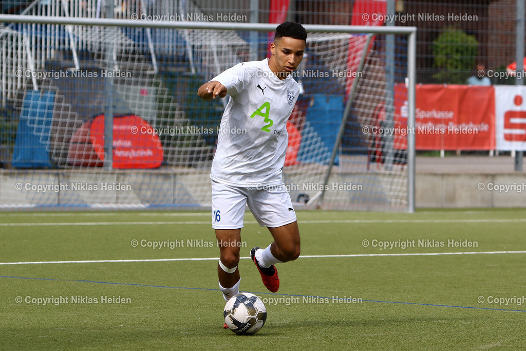 NH_FCSüderelbe_KlubKosova_Testspiel_HarburgPokal_21072024 | #16 Joscha Oguazu (FC Süderelbe)Fußball I Herren I Testspiel (Harburg-Pokal) I Saison 2024-2025 I FC Süderelbe - Klub Kosova I 21.07.2024 I Sportplatz Alter Postweg