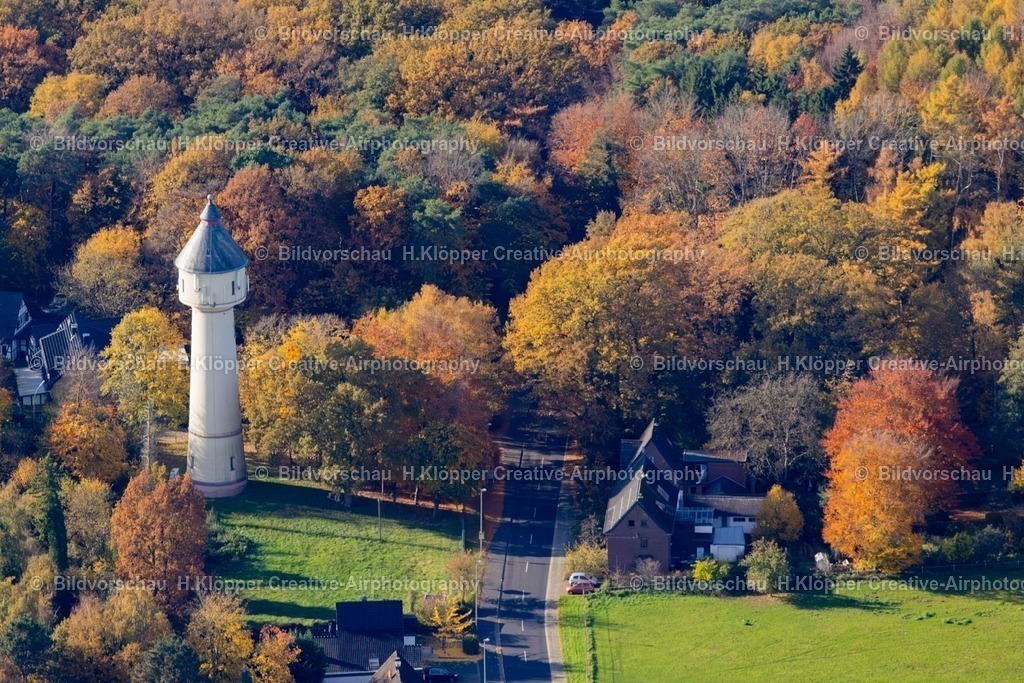 Luftbilder Wegberg-7528 | Luftbildfotografie Bauwerk des Industriedenkmales Wasserturm " Wasserturm Arsbeck " an der Heuchterstraße in Wegberg im Bundesland Nordrhein-Westfalen, Deutschland - Realisiert mit Pictrs.com