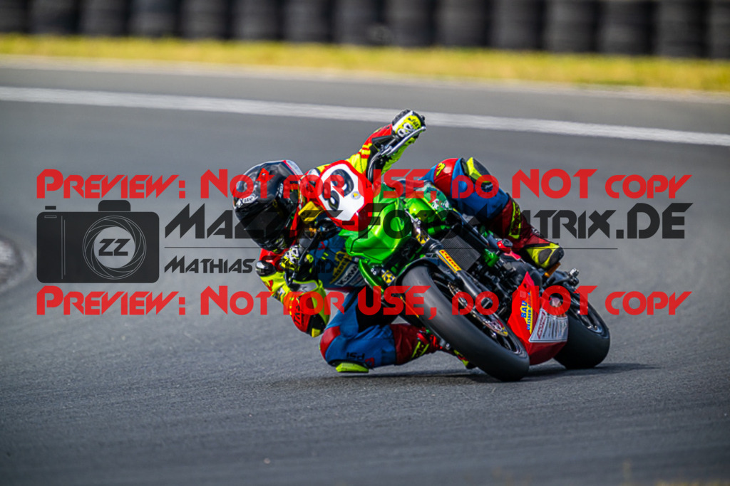 MaZZes_FotoMatrix_220522_5129 | Fotograf Mathias Schmid
Sportfotograf,
Eventfotograf,
Hochzeitsfotograf,
Portraitfotograf