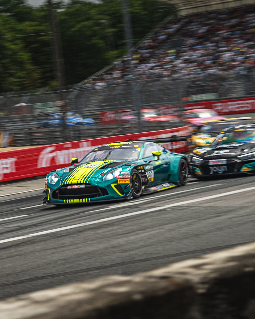 TXO06191 | Exklusive Motorsport-Fotografie aus Leipzig von TXO Media – für Rennfahrer, Teams & Sponsoren. Sausemuth liefert starke Bilder, die Emotion zeigen. Jetzt buchen & glänzen! - Realisiert mit Pictrs.com