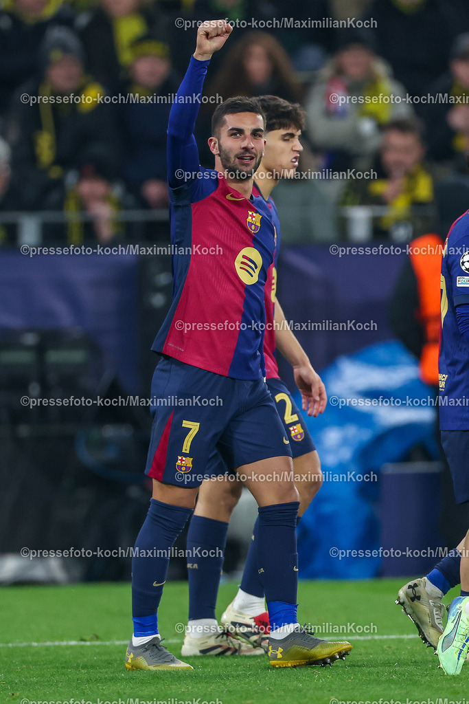 UCL11122401078 | 11.12.2024, UEFA Champions League, Borussia Dortmund - FC Barcelona, 8. Spieltag, Signal Iduna Park, Saison 2024 2025: Torjubel nach dem 2:1 durch Ferran Torres (Barca #7) Torschütze
