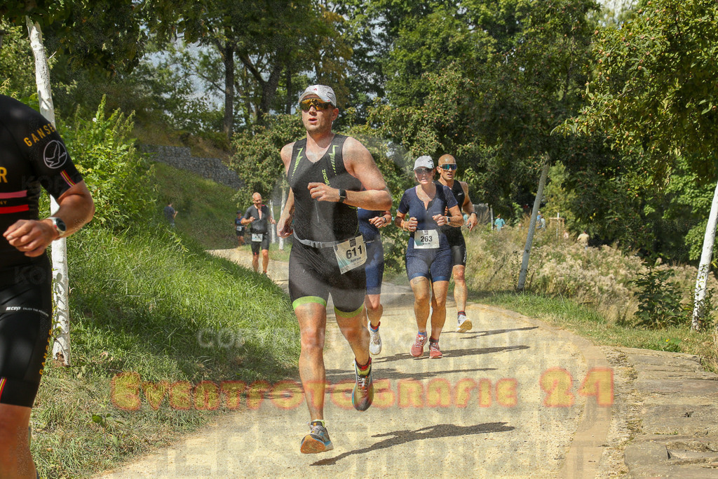 250824_1337_EX1_3024 | Sportfotografie im Rhein-Sieg Kreis, Köln, Bonn, NRW, Rheinland Pfalz, Hessen, etc. Unser Tätigkeitsfeld umfasst den Laufsport vom Volkslauf über den Marathon, Duathlon, Triathon bis zum Ultralauf wie Kölnpfad Ultra oder Schindertrail.