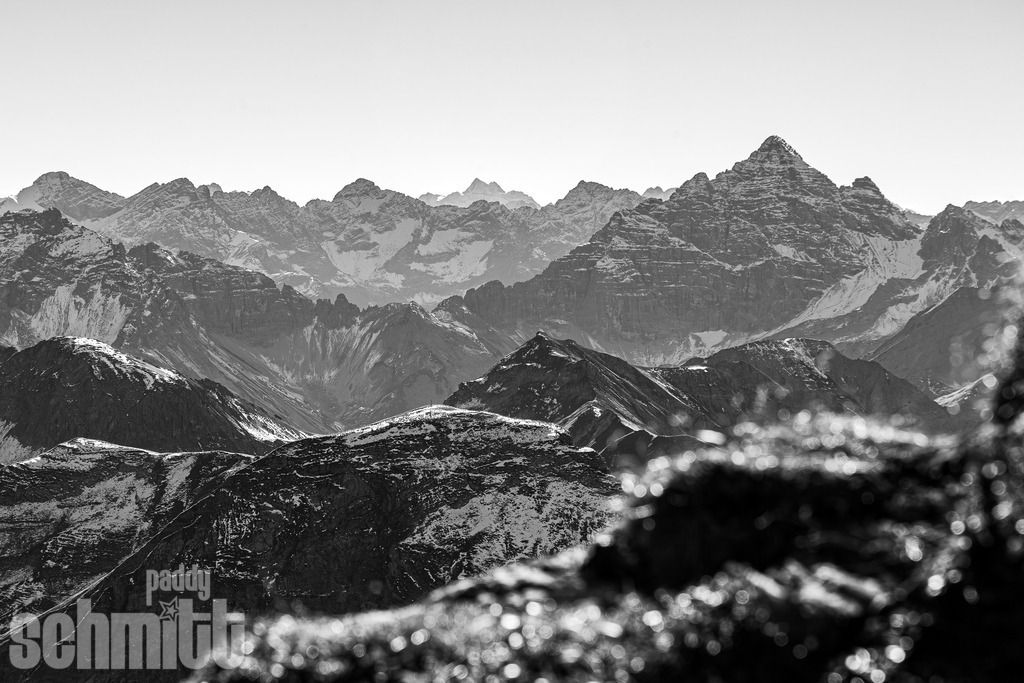 PS-Bergwelt-2026-22 | Entdecke die größte Bildgalerie der Region mit Fotografien aus dem Allgäu, der Bodenseeregion, Oberschwaben, dem Donautal und der Schwäbischen Alb. Landschaften, Luftaufnahmen und Reisefotografie als Wandbild und Fotokunst. - Realisiert mit Pictrs.com