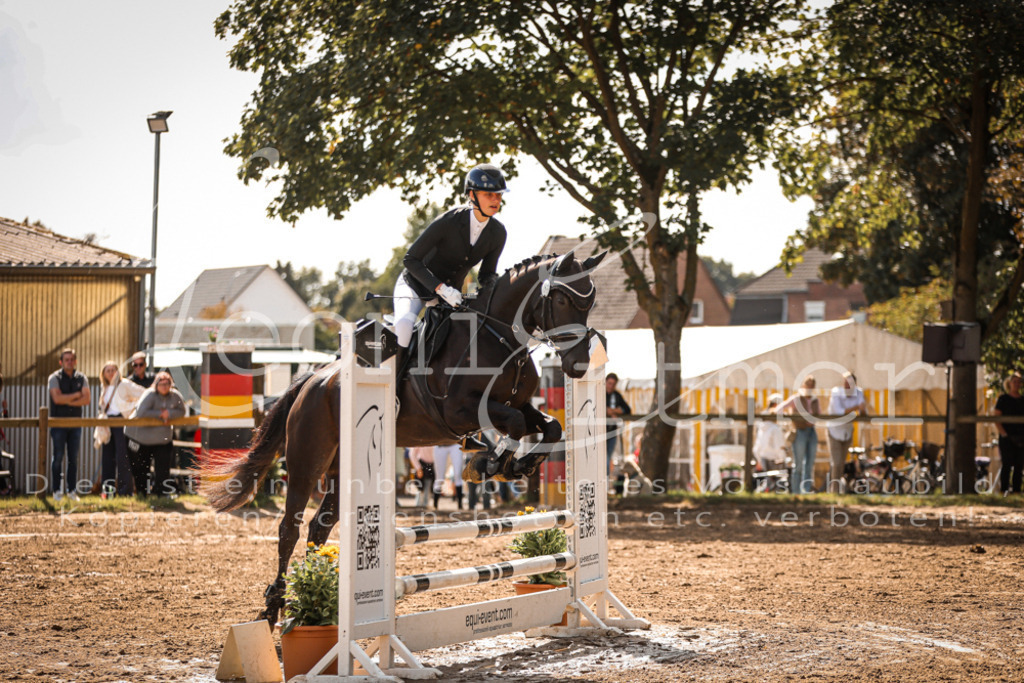 06.SoSpE00040 | Leoni Ertmer Photography - Realisiert mit Pictrs.com