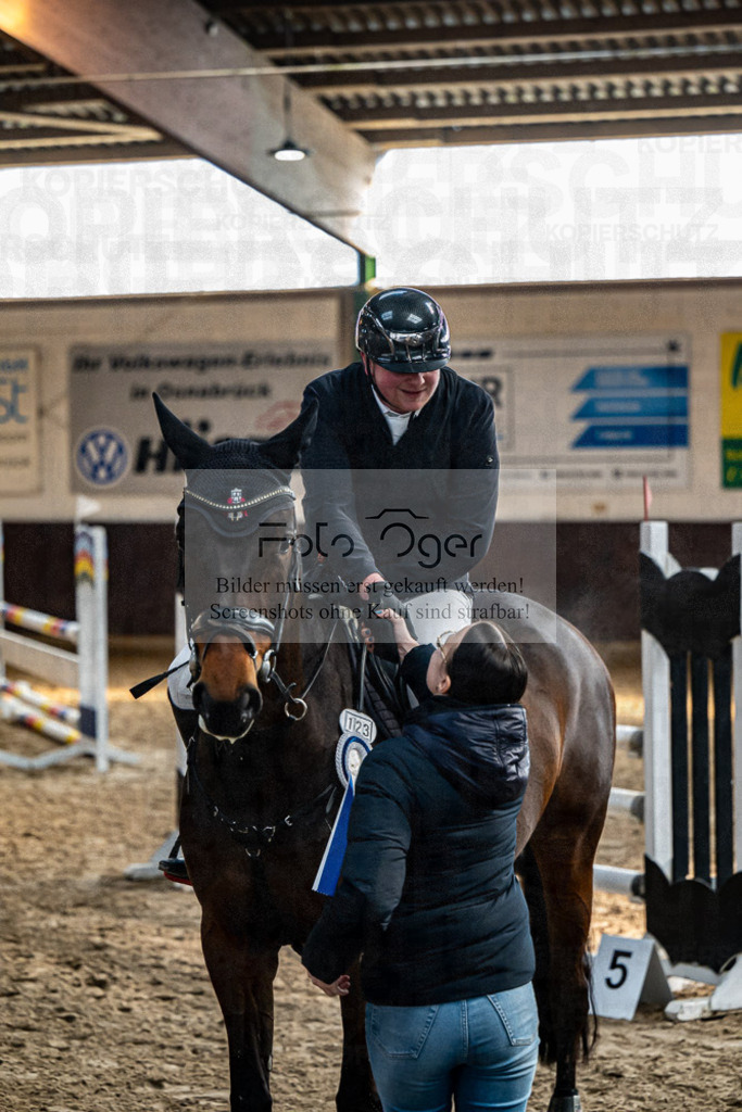 20240308-DOS_3391 | Entdecke hochwertige Reitturnierfotos von Foto Oger. Professionell, emotional und authentisch – jetzt Lieblingsmomente im Shop bestellen.Deutschlandweite Turnierfotografie. - Realisiert mit Pictrs.com