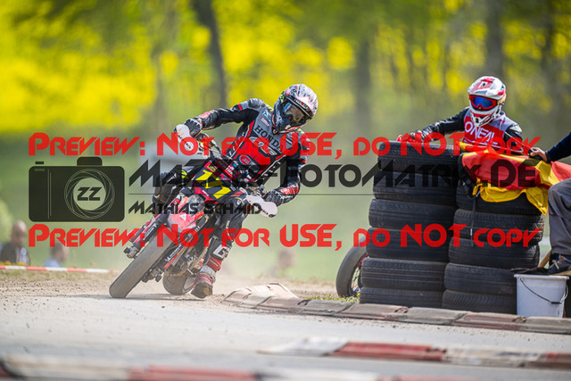 MaZZes_FotoMatrix_230506_7907 | S2