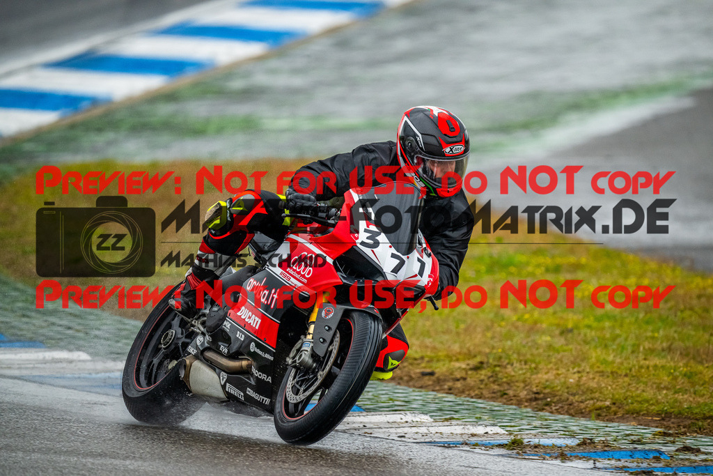 MaZZes_Fotomatrix_20240401_6007705_2276 | Fotograf Mathias Schmid
Sportfotograf,
Eventfotograf,
Hochzeitsfotograf,
Portraitfotograf