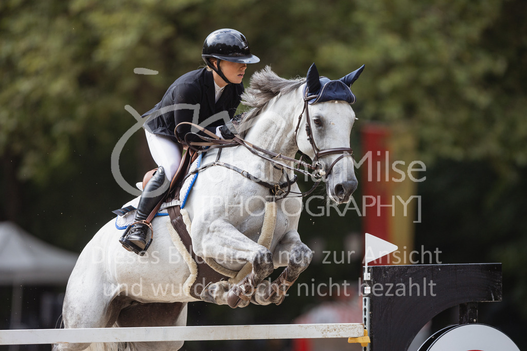 220910_OWLCh_MittlereTour-231 | Deine schönsten Turniermomente als professionelle Fotos! Entdecke hochwertige Pferdesport-Fotografie im Online-Shop. Jetzt Fotos finden & bestellen!