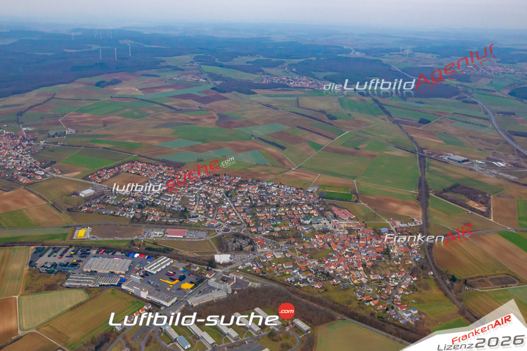 Das Luftbild der Stadt Oerlenbach wurde 2018 vom Flugzeug heraus erstellt (keine Drohne) Aufnahmehöhe ca.400 Meter- hohe Auflösung für beste Druck-Qualität