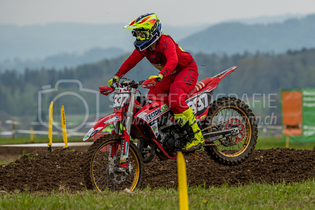 Motocross Schlatt bei Winterthur - 30. April 2022 | Motocross Schlatt bei Winterthur
MC Wila, Schlatt bei Winterthur
Bild: Sportfotografie Markus Aeschimann | www.markus-aeschimann.ch - Realisiert mit Pictrs.com
