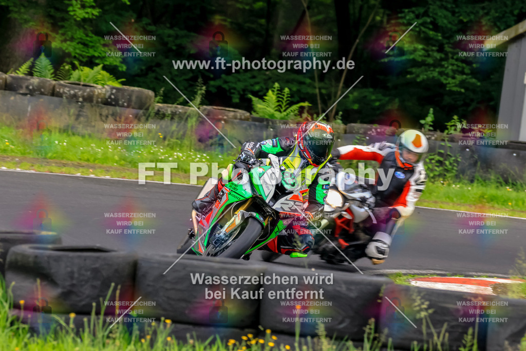 VBK-6534 | Hier findet Ihr Bilder von Touristenfahrten auf der Nürburgring Nordschleife oder von anderen Veranstaltungen die ich besucht habe. Viel Spass beim Durch Schauen 