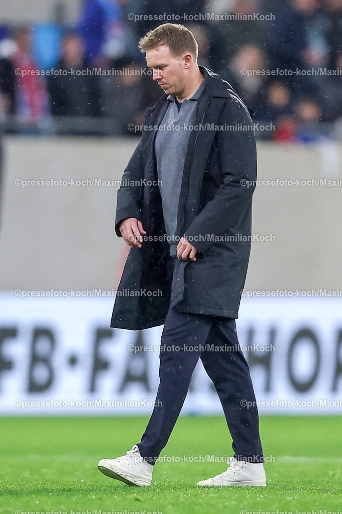 DFB14112501164 | 14.11.2025, Fußball, Länderspiel, WM-Qualifikation Europa, Deutschland - Luxemburg, Stade de Luxembourg (Croix de Gasperich, Luxemburg), 9. Spieltag, Saison 2025 2026: Nationaltrainer Julian Nagelsmann (GER #hc)  Regulations prohibit any use of photographs as image sequences and or quasi-video.