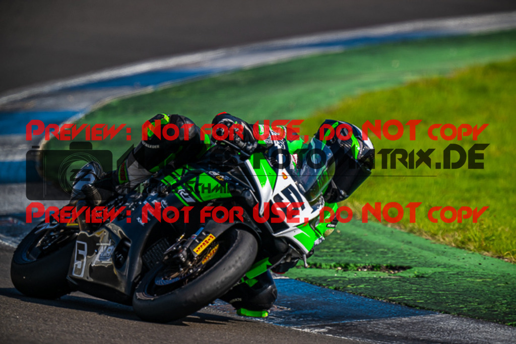 MaZZes_FotoMatrix_220923_2888 | PRO SUPERSTOCK