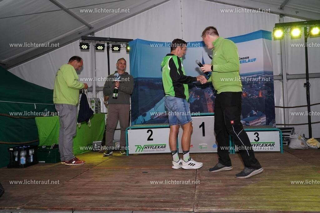 DSC05460 | Lichterlauf  - Realisiert mit Pictrs.com