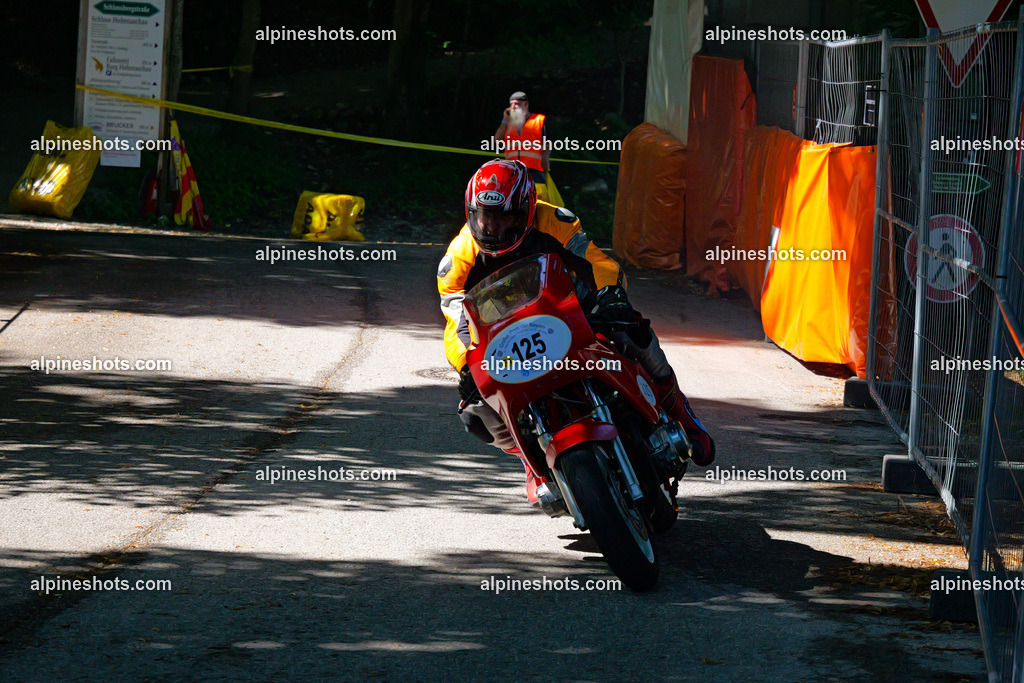 P1026377 | Erleben Sie atemberaubende, hochqualitative Fotos Ihrer Fahrt entlang der malerischen Alpenstraßen. Besuchen Sie alpineshots.com, um professionelle Aufnahmen Ihrer unvergesslichen Reise zu finden und zu kaufen - Realisiert mit Pictrs.com