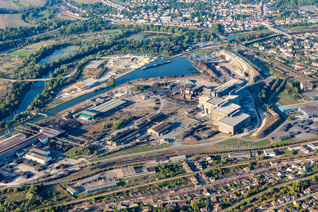Vue aérienne: SAM NEUVES Maisons à Neuves-Maisons dans le département Meurthe et Moselle, France. Photo: IMG_117878.jpg prise le 14/09/2019 par Werner Riehm/FLY-FOTO.eu – Résolution de l'original: 5472 x 3648 px