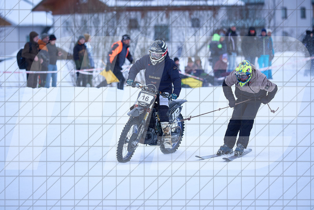 11. Holzknecht Skijöring | Skijöring am 24.01.2026: 11. Holzknecht Skijöring in Gosau am Dachstein, Oberösterreich, ÖsterreichFoto: © 2026 Martin Bihounek | mb-creative.eu