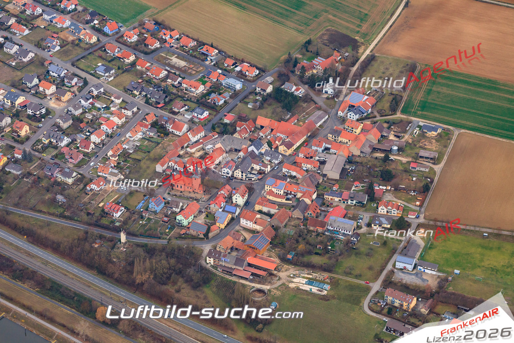 aktuelles Luftbild von Ottendorf Gaedheim - Luftaufnahme wurde 2018 von https://frankenair.de mittels Flugzeug (keine Drohne) erstellt.