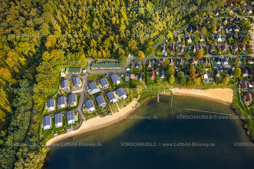 Isselburg241010345 | Luftbild, Wohnsiedlung Ferienpark Am Wolfssee mit Strand, Häuser mit Solardach, Vehlingen, Isselburg, Niederrhein, Nordrhein-Westfalen, Deutschland