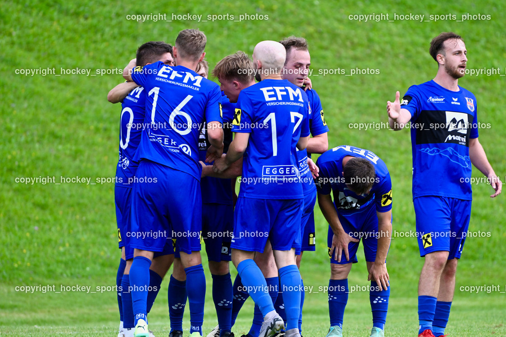 FC Faakersee vs. Union Matrei | Jubel Union Matrei Mannschaft, #20 Luca Ronacher Matrei, #19 Luca Jakob Blassnig Matrei, #2 Thomas Riepler Matrei,  #16 Hannes Wibmer Matrei, #17 Daniel Kofler Matrei, FC Faakersee vs. Union Matrei, FC Faakersee vs. Union Matrei am 18.08.2024 in Finkenstein (Sportplatz Faakersee), Austria, (Photo by Bernd Stefan)