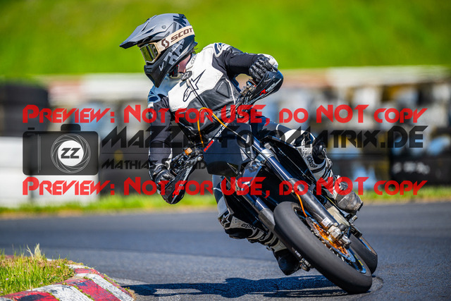 MaZZes_Fotomatrix_20250429_6007705_9127 | Fotograf Mathias Schmid
Sportfotograf,
Eventfotograf,
Hochzeitsfotograf,
Portraitfotograf