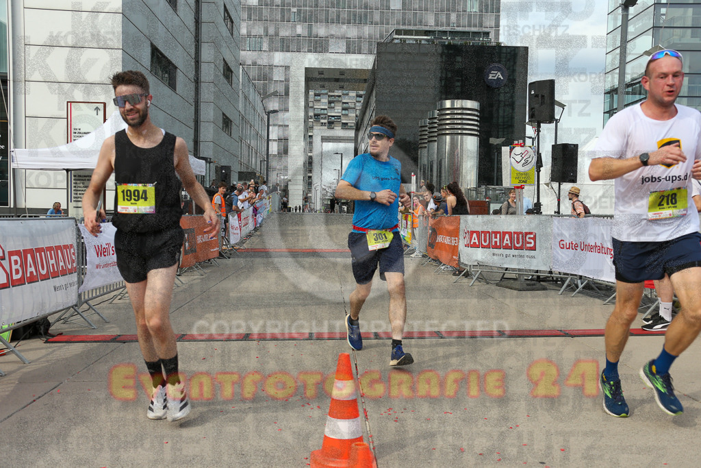 250920_1516_EX1_8684 | Sportfotografie im Rhein-Sieg Kreis, Köln, Bonn, NRW, Rheinland Pfalz, Hessen, etc. Unser Tätigkeitsfeld umfasst den Laufsport vom Volkslauf über den Marathon, Duathlon, Triathon bis zum Ultralauf wie Kölnpfad Ultra oder Schindertrail.