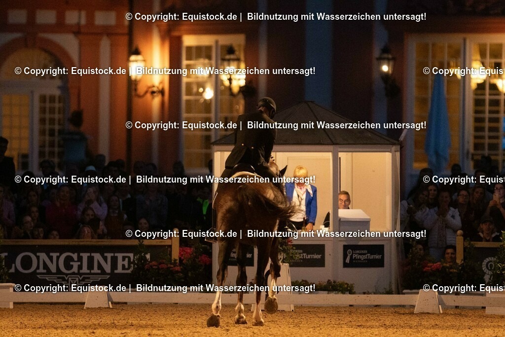 20230528_Flutlicht-Kür_0222 | equistock