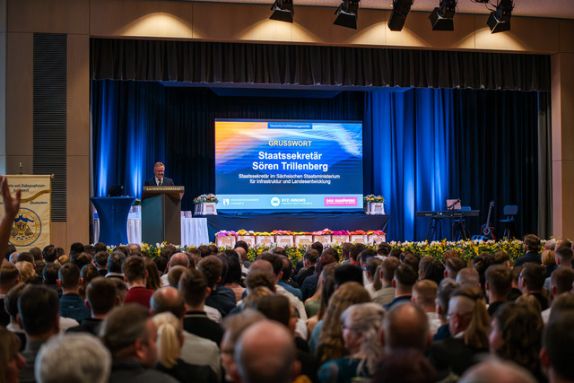 _DSC8341 | hermsdorfmarketing