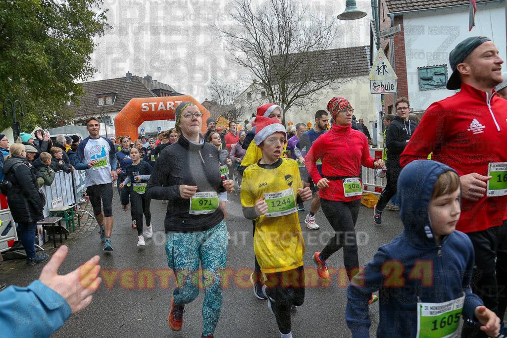 251130_1025_EX1_4973 | Sportfotografie im Rhein-Sieg Kreis, Köln, Bonn, NRW, Rheinland Pfalz, Hessen, etc. Unser Tätigkeitsfeld umfasst den Laufsport vom Volkslauf über den Marathon, Duathlon, Triathon bis zum Ultralauf wie Kölnpfad Ultra oder Schindertrail.
