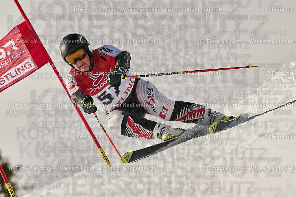 ALP4800_WCM-SuperGiant_Kat-C_Esletzbichler Elfriede | (C)FotoLois.com, Alois Spandl, World Criterium Masters Ski Alpin 2023 Hochkar, SuperGiantSlalom, Kategorie C, Mi 22. März 2023.