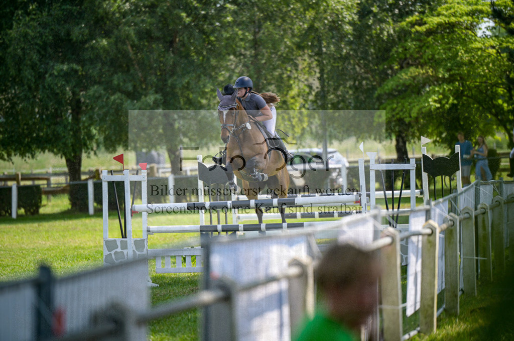 Reitturnier Voxtrup | Entdecke hochwertige Reitturnierfotos von Foto Oger. Professionell, emotional und authentisch – jetzt Lieblingsmomente im Shop bestellen.Deutschlandweite Turnierfotografie. - Realisiert mit Pictrs.com