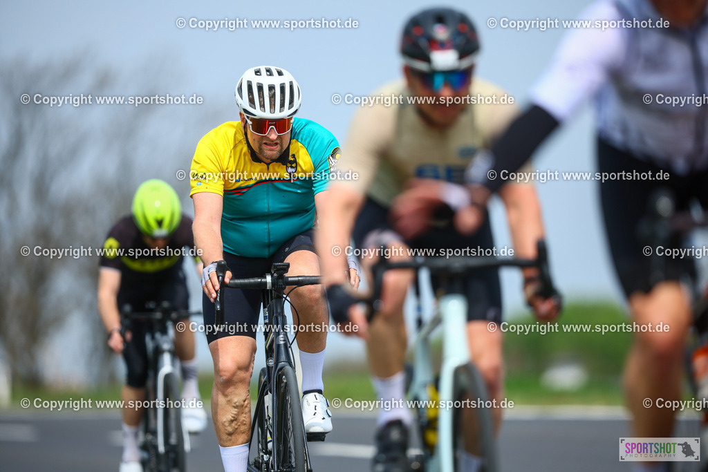 316_TRA56446 | Neusiedlersee Radmarathon 2026@sportshot_your_pictrs #yourpictures#roadtowm2029 #nrm #neusiedlerseeradmarathon #neusiedlersee #neusiedlerseetourismus #burgenland #mörbisch #nrm26 #burgenlandtourismus #voglundco #poweredbyburgenlandtourismus #radsport #rad #marathon #ucigranfondo #visitburgenland #ucigranfondoworldseries