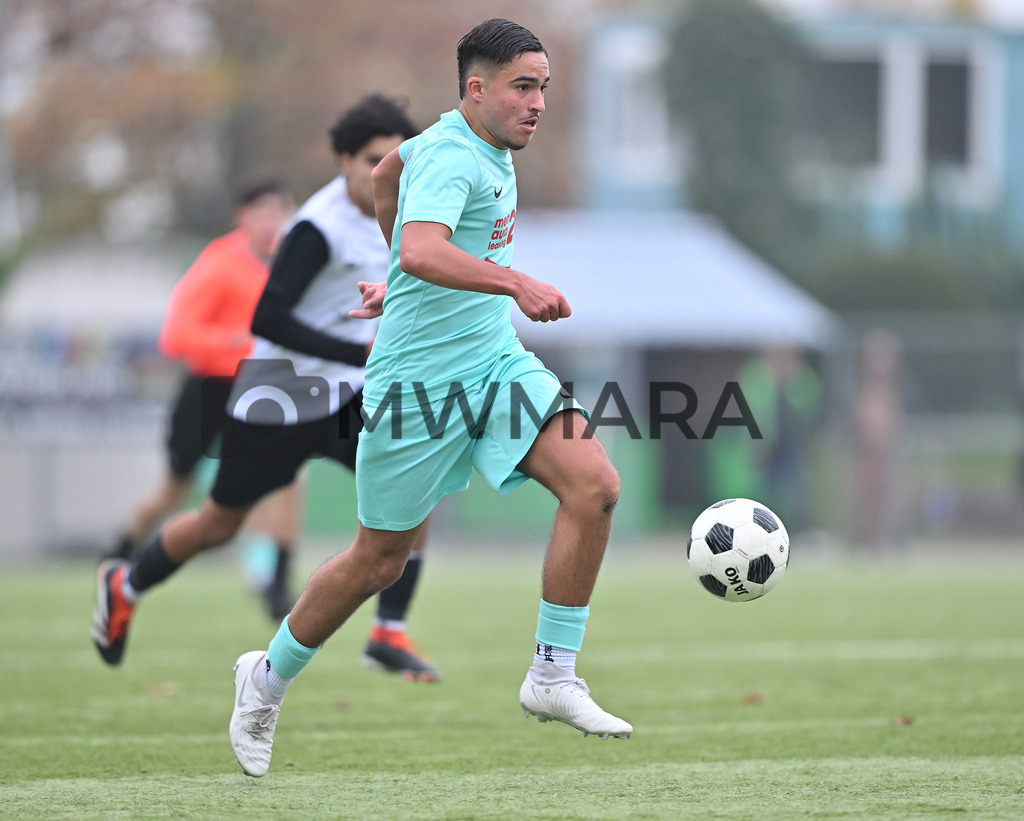 Fussball I Herren I Saison 2025-2026 I Bundesliga I 6. Spieltag I Eintracht Frankfurt - FC Bayern München  | MWMARA - Realisiert mit Pictrs.com