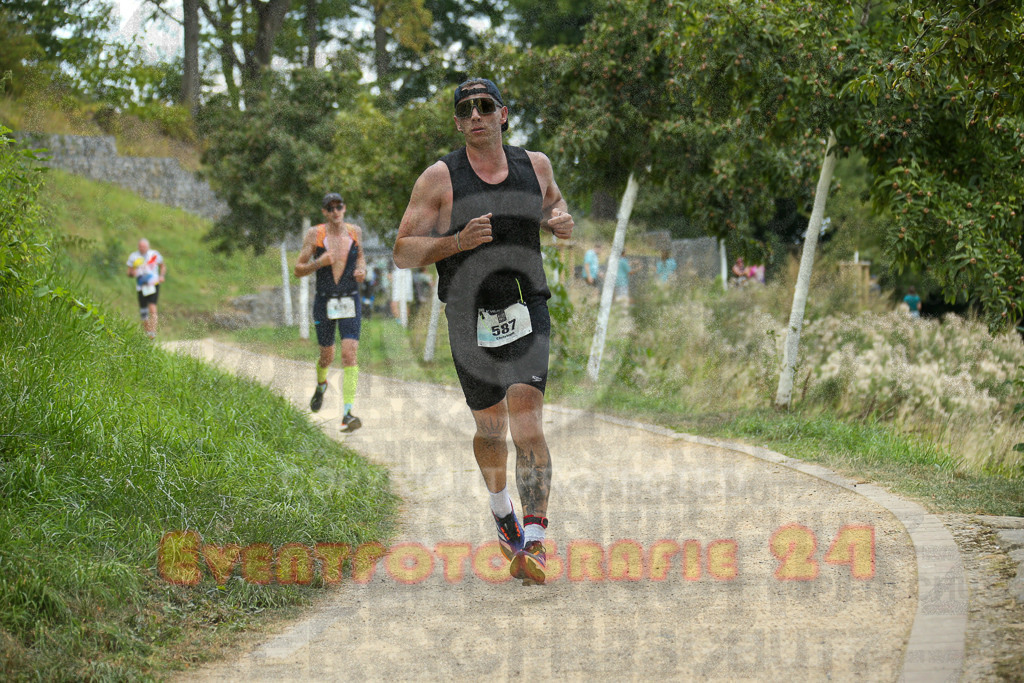 250824_1424_EX1_6111 | Sportfotografie im Rhein-Sieg Kreis, Köln, Bonn, NRW, Rheinland Pfalz, Hessen, etc. Unser Tätigkeitsfeld umfasst den Laufsport vom Volkslauf über den Marathon, Duathlon, Triathon bis zum Ultralauf wie Kölnpfad Ultra oder Schindertrail.