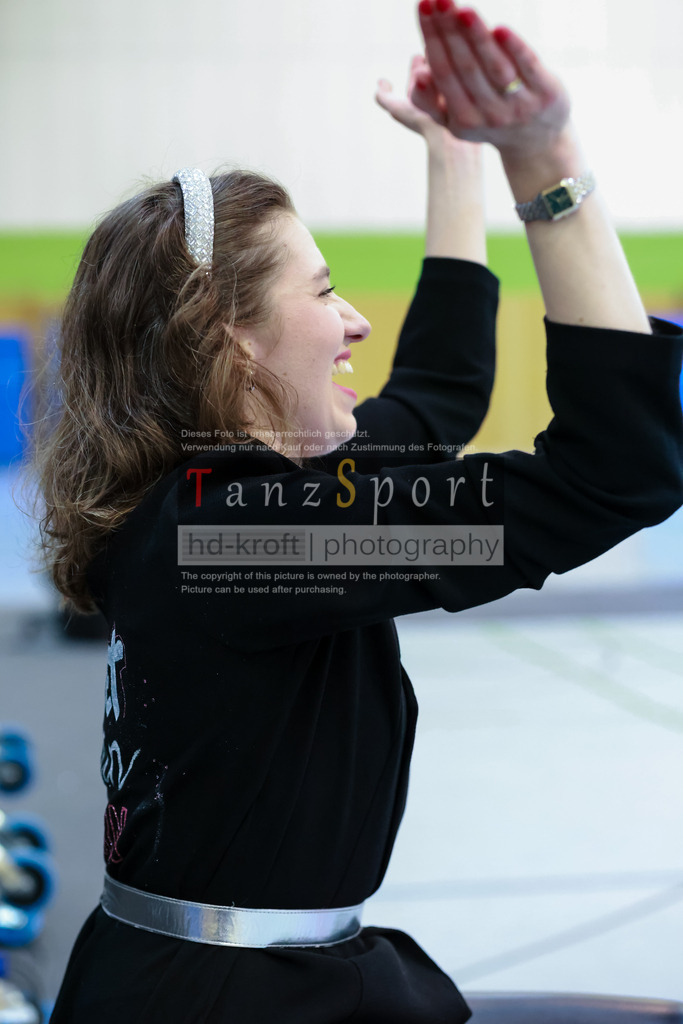 20260307_Solo-Forma_BL2_Nbg09464 | Tanzsportbilder, Standardtanz, Lateintanz, WDSF, DTV, LTVB, dancecomp, goc, hessen tanzt, blaues band der spree, walzer, tango, wiener walzer, slowfox, quickstepp, samba, rumba, cha-cha-cha, paso doble. jive, hd-kroft photography, turniertanzsport