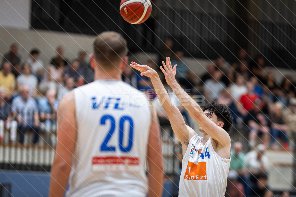 20250921_Picselweb-Fotografie_Meta_2R3_0539 | Basketball, Herren Regionalliga Nord, VfL Stade - ASC 46 Göttingen 80:62 - Realisiert mit Pictrs.com