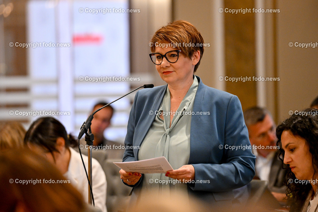 Landhaus Linz_ Promenade_ Landtagssitzung_ 13.06.2024-60 | 13.04.2024, Landhaus Linz AUT, Promenade, Landtagssitzung, im Bild Dagmar Engl (Die Gruenen, LAbg.)