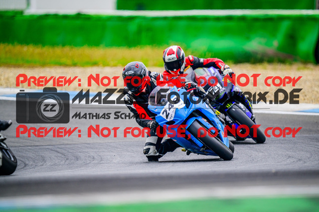 MaZZes_FotoMatrix_240614_6007705_7593 | GELB