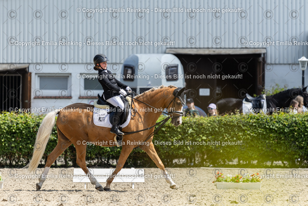 CL5A9444 | Emilia Reinking Fotografie - Realisiert mit Pictrs.com