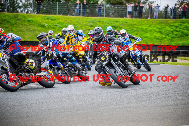 MaZZes_FotoMatrix_231001_9178 | S2