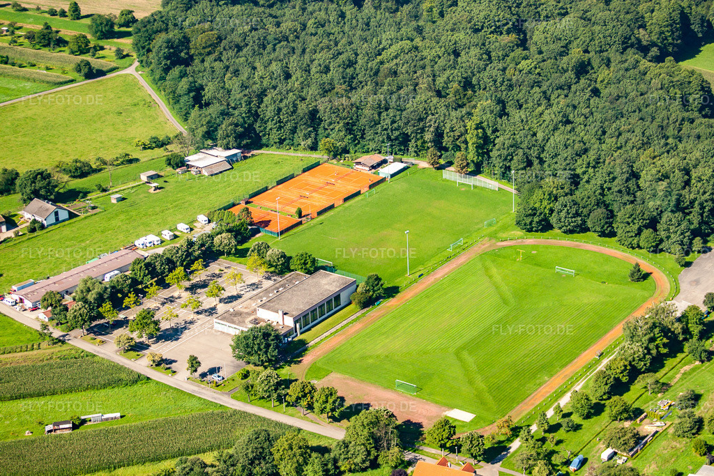 Luftbild: Rauental, Fußball-Verein 1919 Rauental im Ortsteil Rauental in Rastatt im Bundesland Baden-Württemberg in Deutschland. Foto: IMG_31894.jpg vom 20.08.2010 durch Werner Riehm/FLY-FOTO.de
