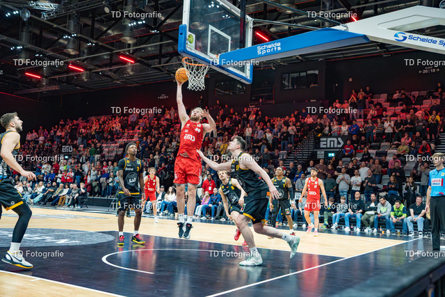nbg_falcons-04034 | Fotogalerie von Thomas Dettweiler mit Eventbildern und lizenzfreien Fotos. Perfekt als Wandbild, für Büro, Website oder private Nutzung. - Realisiert mit Pictrs.com
