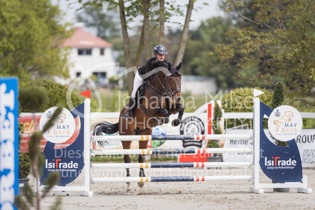 230520_MayDays_L-Spr-U25-445 | Deine schönsten Turniermomente als professionelle Fotos! Entdecke hochwertige Pferdesport-Fotografie im Online-Shop. Jetzt Fotos finden & bestellen!