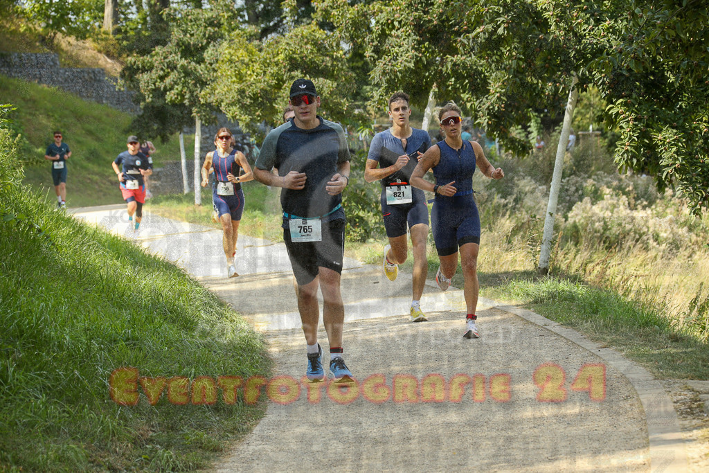 250824_1451_EX1_7801 | Sportfotografie im Rhein-Sieg Kreis, Köln, Bonn, NRW, Rheinland Pfalz, Hessen, etc. Unser Tätigkeitsfeld umfasst den Laufsport vom Volkslauf über den Marathon, Duathlon, Triathon bis zum Ultralauf wie Kölnpfad Ultra oder Schindertrail.