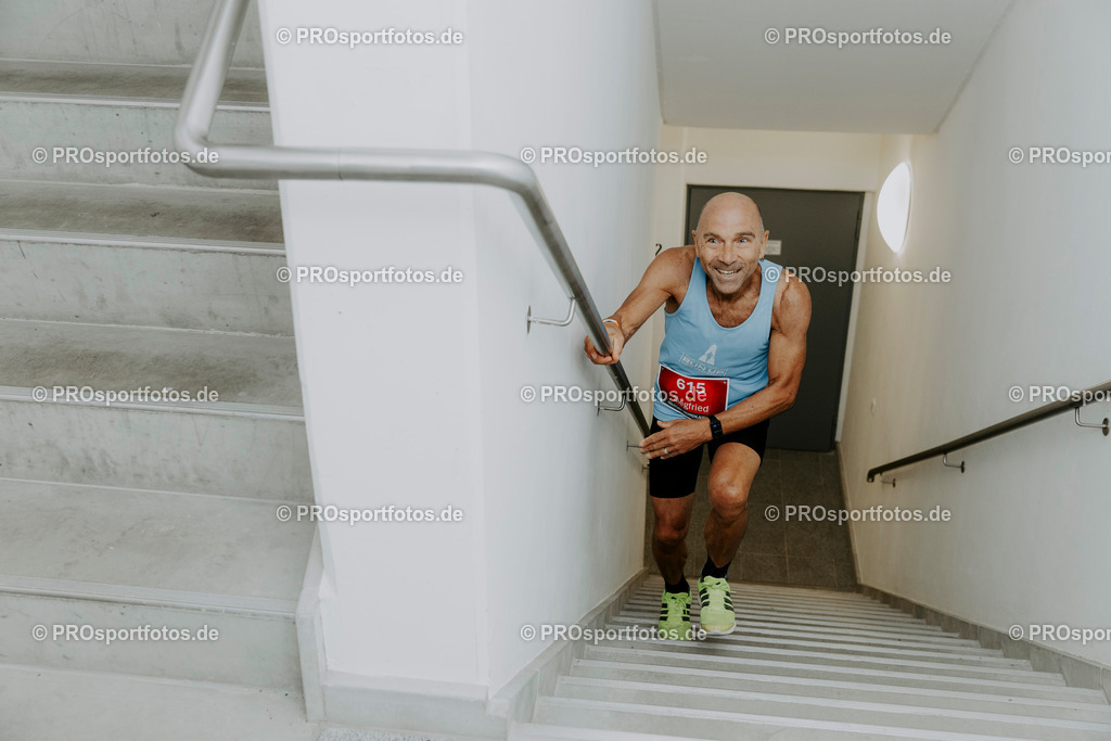 240825_Treppenlauf-609 | Professionelle Fotos Ihrer Laufsportveranstaltung.
